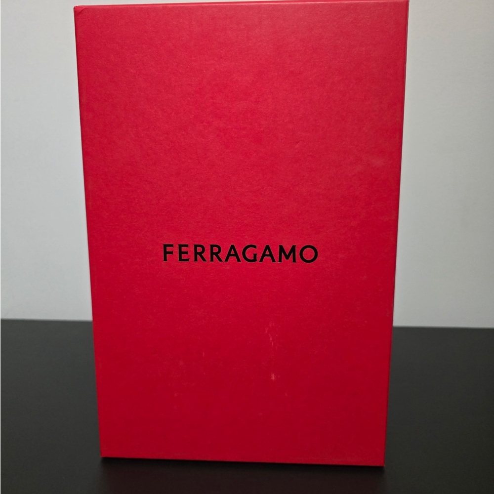 Salvatore Ferragamo White Dust Bags Set black patent leather, the shoes included - Picture 10 of 11